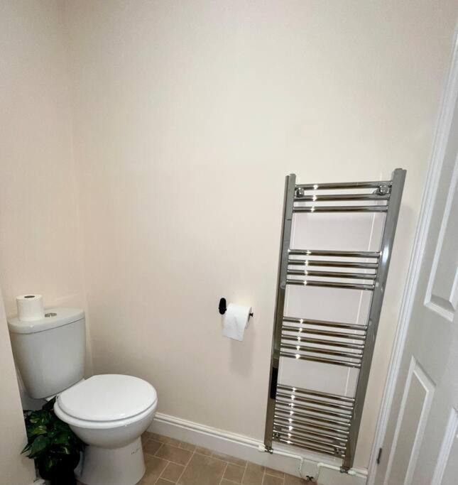2 Bedroom Apartment With Balcony Oxford Exterior foto